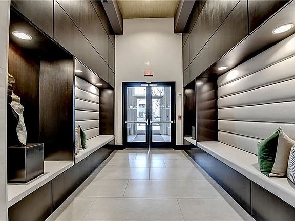 4th image of 855 Peachtree St NE Unit 1406