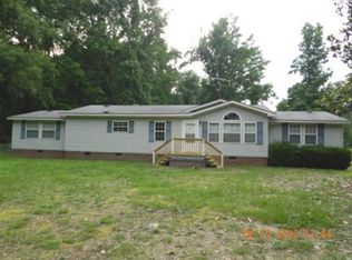 10741 X Way Rd, Laurinburg, NC 28352