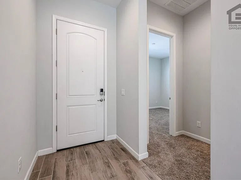 6521 E Michigan Ave — Photo 9