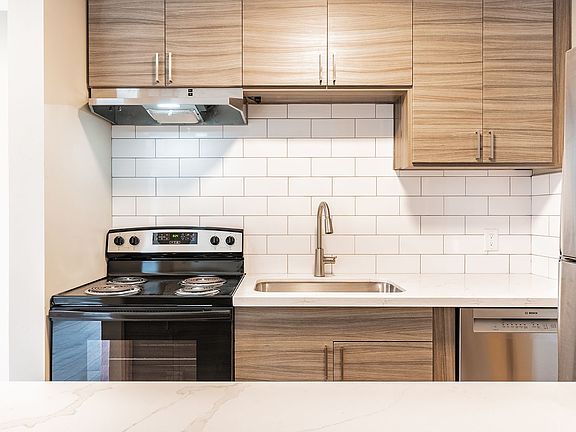 4th image of 6805 & 6811 Woodlawn Ave NE #1-110-20