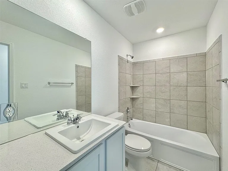 1316 Acorn Oak Dr — Photo 36