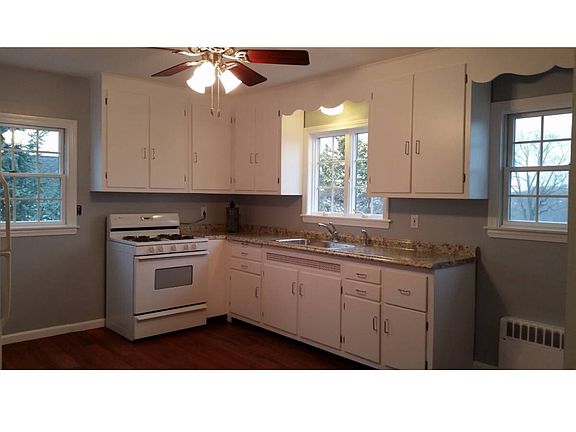 2nd image of 23 Robertson Ave APT 1
