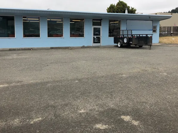 612 10th St, Fortuna, CA 95540