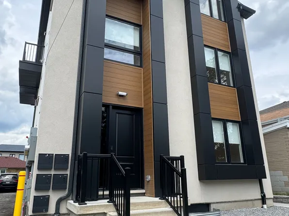 42 Bartley Dr Unit 4, Toronto, ON M4A 1B9