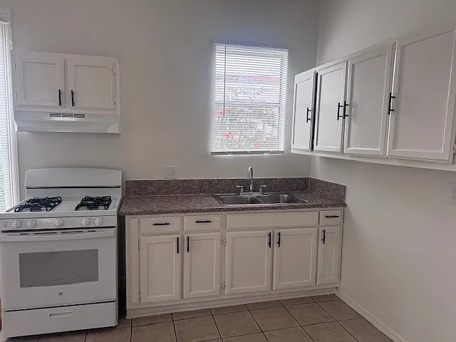 2022 Yosemite Dr #3 — Photo 3