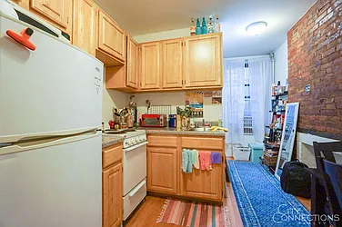 Rented by City Connections Realty