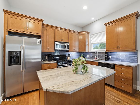 4th image of 508 Monroe Avenue #101