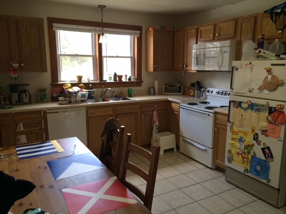 1st image of 625 Elmwood St