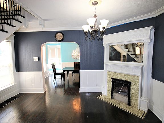 3rd image of 1271 Sanford St