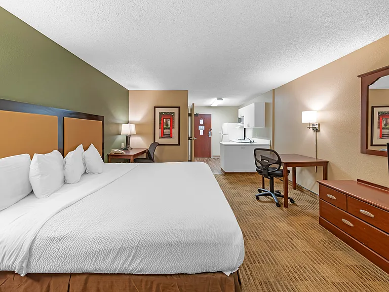 Studio Suite - 1 King Bed
