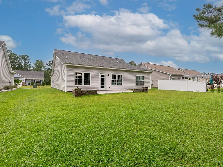 840 Windsor Rose Dr — Photo 29