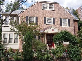 4 W 39th St, Baltimore, MD 21218