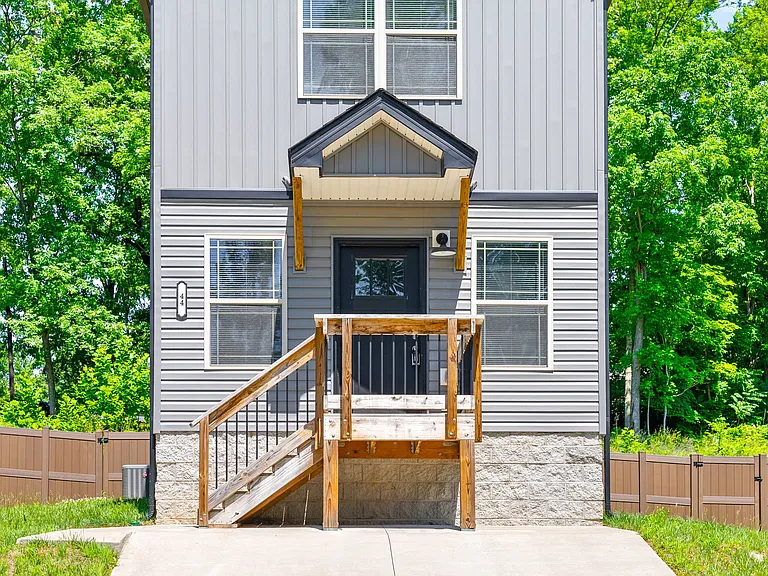 44 Cave Springs Rd — Photo 4