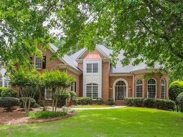 9485 Nesbit Lakes Dr, Alpharetta, GA 30022