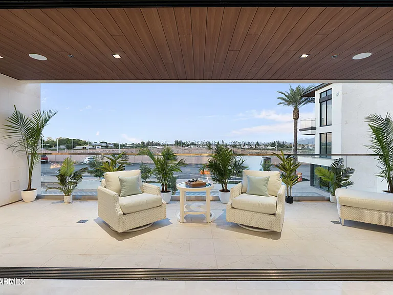6587 N Palmeraie Blvd #2015 — Photo 31