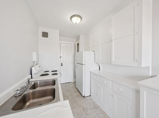Gates Circle, Buffalo, NY 14209