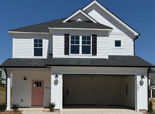 480 Kendall Dr, Southern Pines, NC 28387
