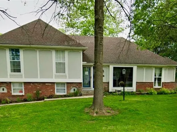 2300 E 110th St, Kansas City, MO 64131