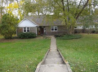 825 Hillwood Ave, Frankfort, KY 40601
