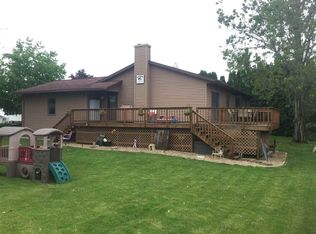 507 E Watson St, Garnavillo, IA 52049