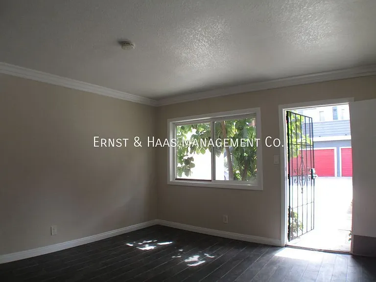 1125 Saint Marys Ct #1A — Photo 8