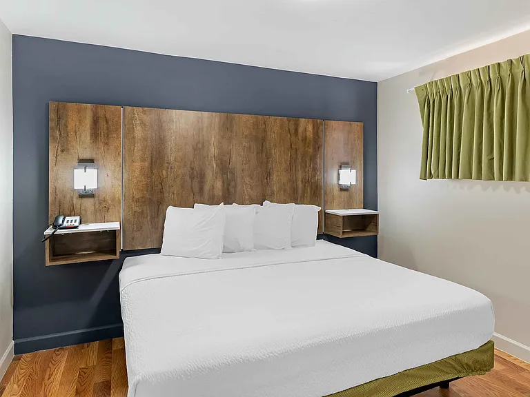 Studio Suite - 1 King Bed