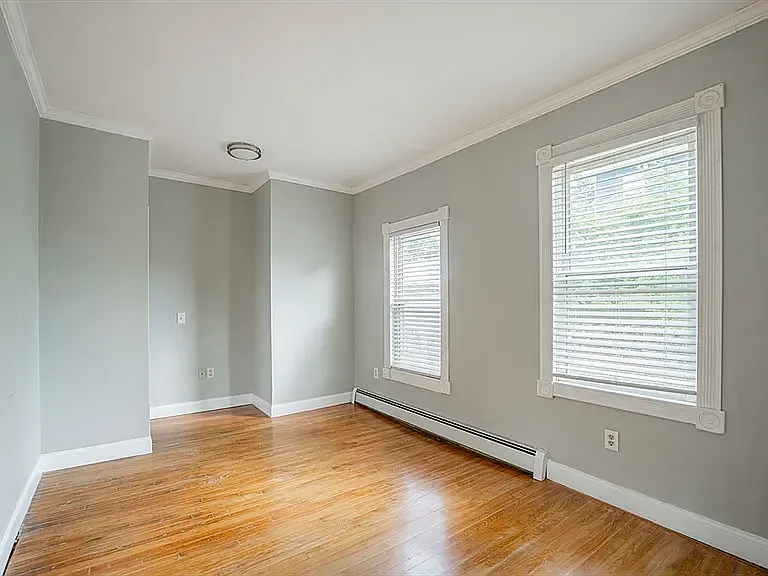 2 bed, 900 sqft, $2,500 — Photo 4