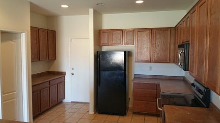 3rd image of 7124 S 70th Dr