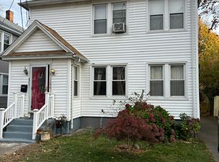 105-107 Staples St, Bridgeport, CT 06604
