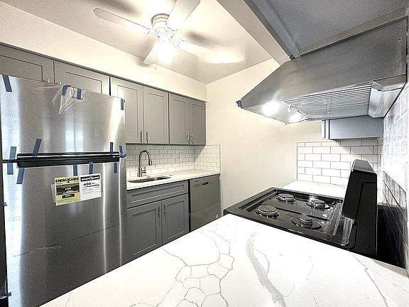3rd image of 592 Kosciuszko St #1