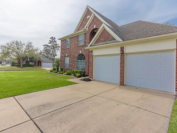 3rd image of 5130 Carefree Dr