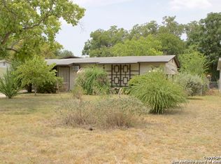 355 Charcliff Dr, San Antonio, TX 78220