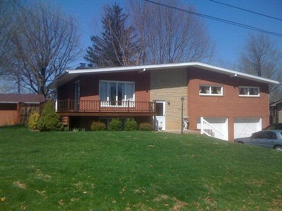 2nd image of 1105 Van Dyke Ave