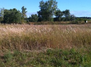 7912 W Glenbrook Rd, Milwaukee, WI 53223