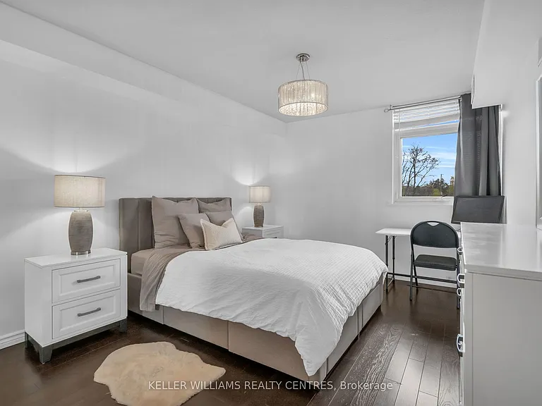 7811 Yonge St #407 — Photo 9