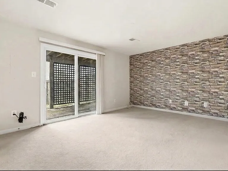 5526 Sacramento Mews Pl — Photo 5