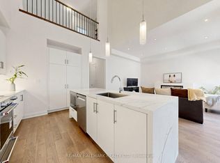 16 Vern Robertson Gate, Uxbridge, ON L9P0R9