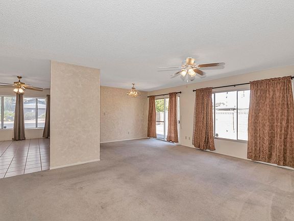 5th image of 1706 E Manhatton Dr