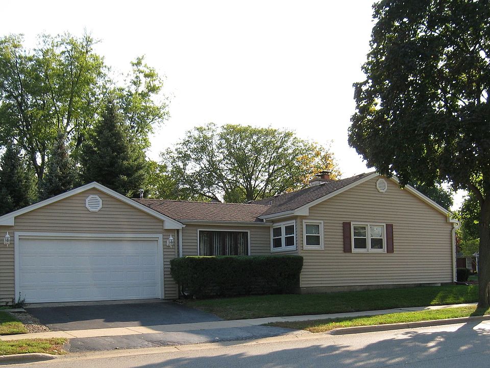 2 Car Attached Garage