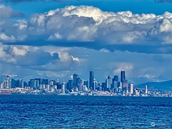 10778 NE Broomgerrie, Bainbridge Island, WA 98110