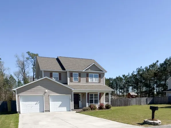 204 Halibut Court, Maysville, NC 28555