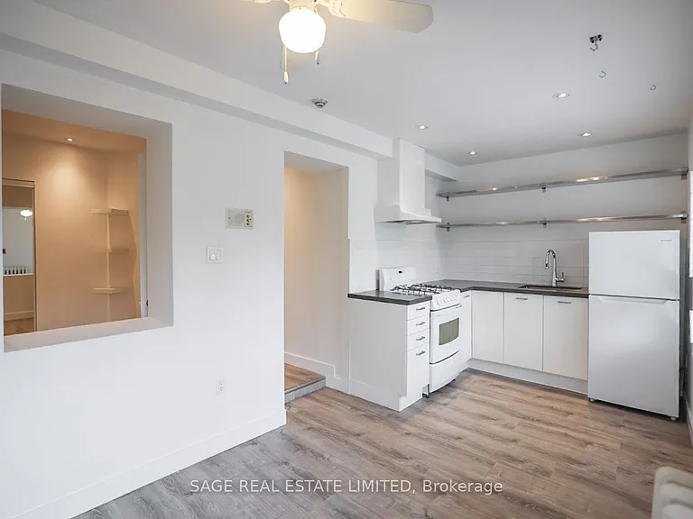 8 Brookmount Rd #2 — Photo 8