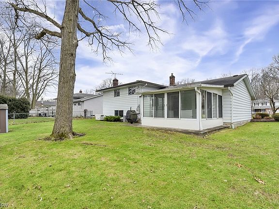 2nd image of 5929 Dorothy Dr