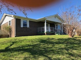125 Young Ln, Decatur, TN 37322