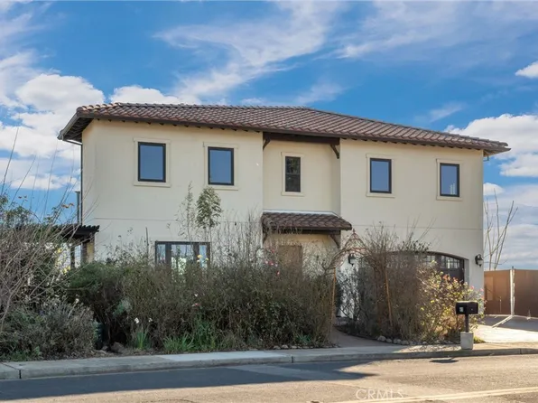 65 Oroview Dr, Oroville, CA 95965