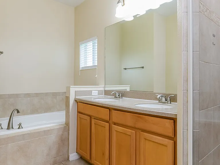 5516 Cape Hatteras Dr — Photo 11