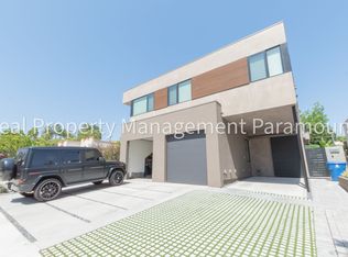 1542 N Hoover St, Los Angeles, CA 90027