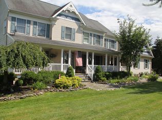 4 Appletree Dr, Annandale, NJ 08801