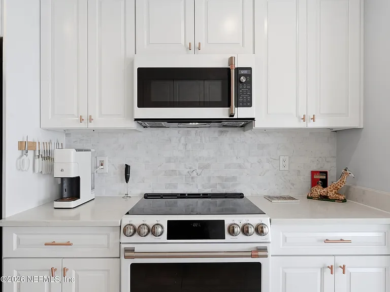 400 E Bay St #1706 — Photo 1