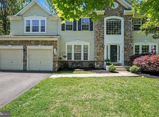 19 Crescent Links Dr, North East, MD 21901